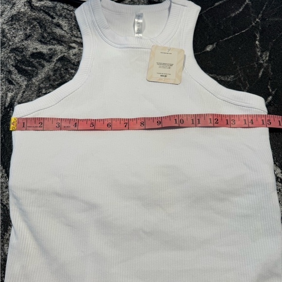 Fabletics NWT ribbed tank L - Picture 6 of 7